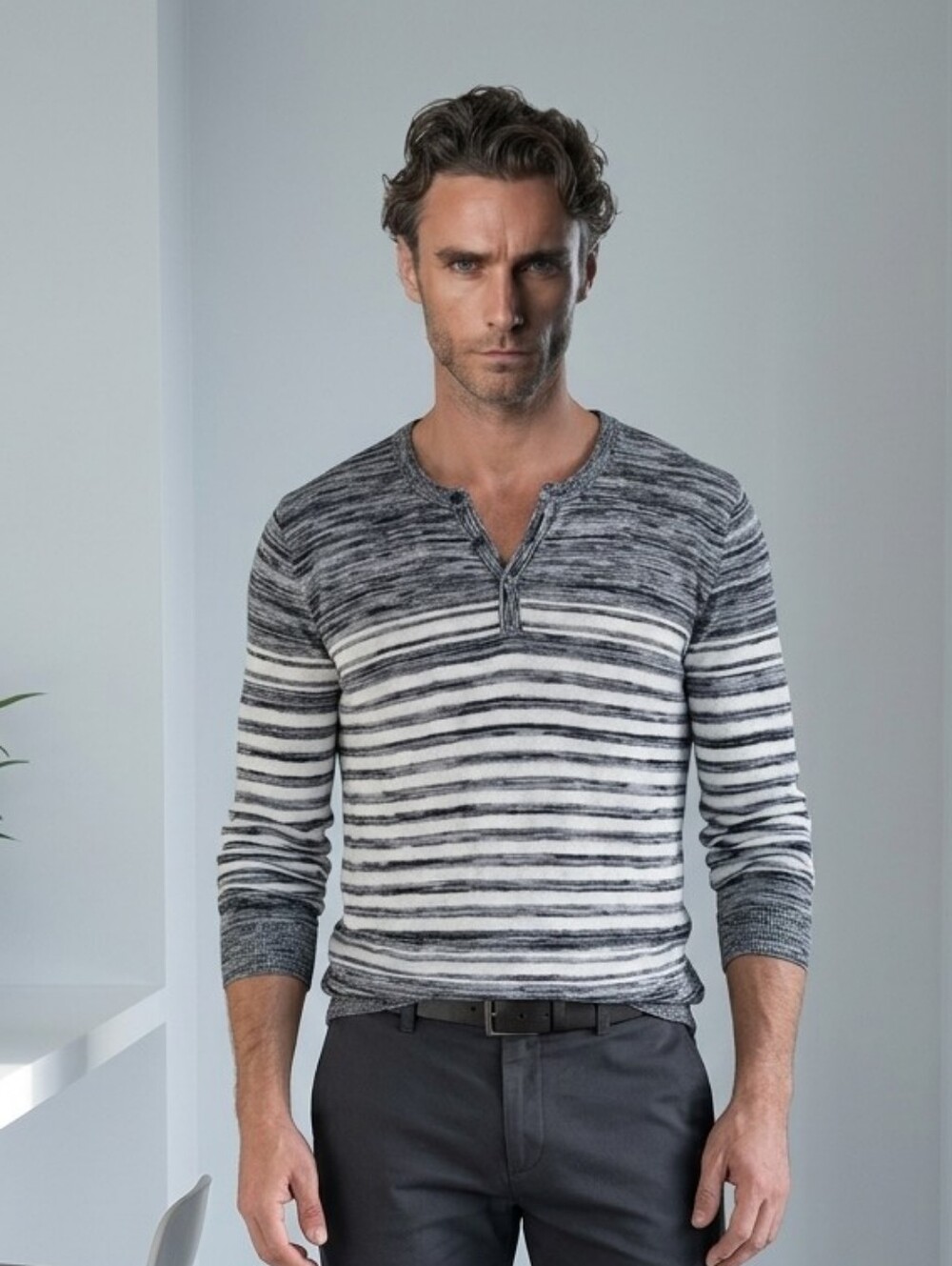 Express Men Henley Sweater Large Black White Gray Marled Striped Knit Pullover